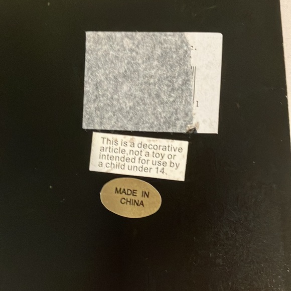 Decorative wood sign “Lake” w wire hanger - Picture 5 of 5